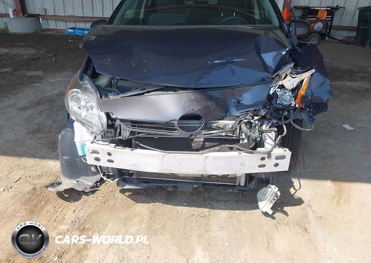 2013 Toyota Prius Two VIN:JTDKN3DU5D5557830 - 5