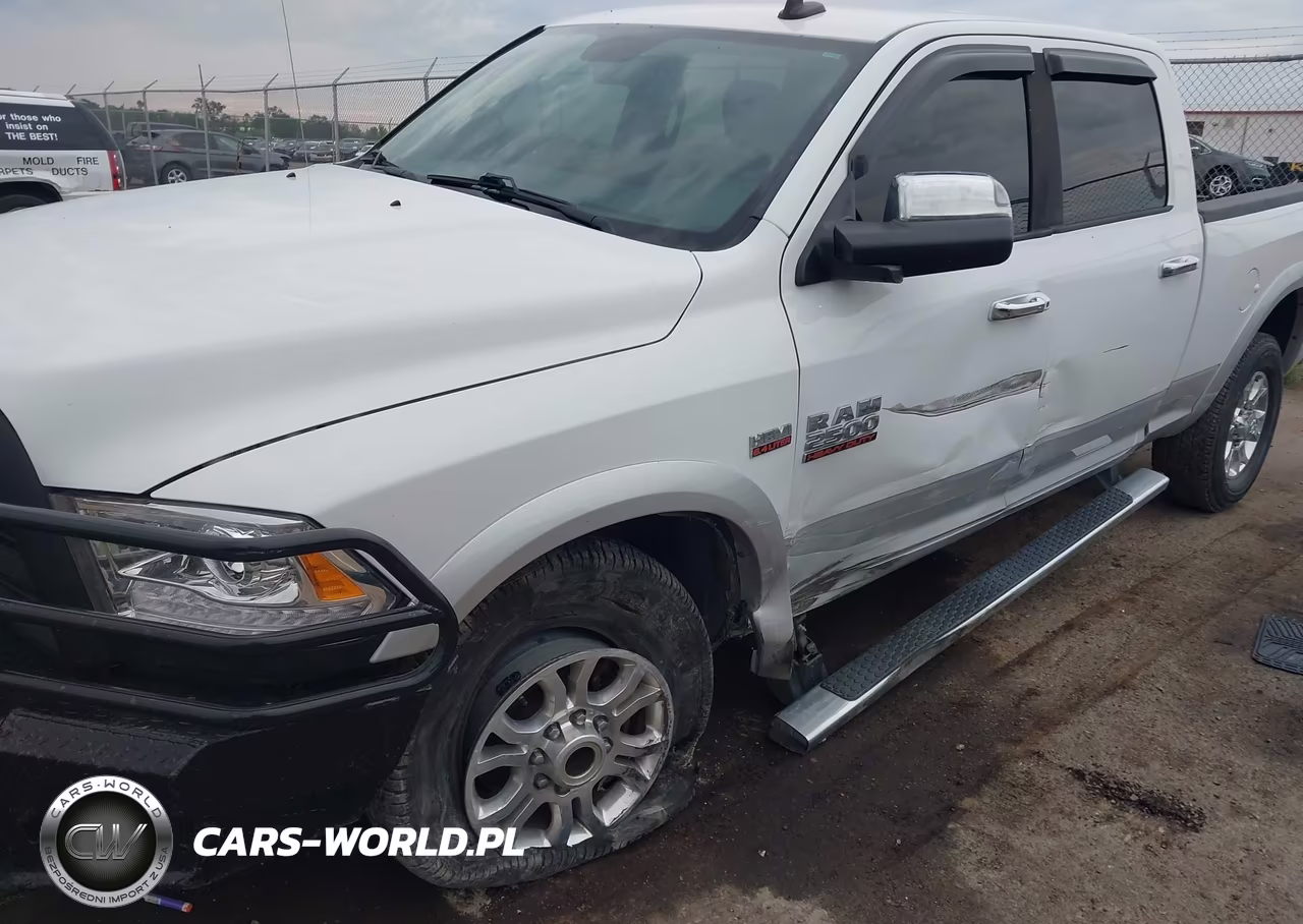 2017 Ram 2500 Laramie 4X4 6'4 Box VIN:3C6UR5FJ7HG532221 - 6