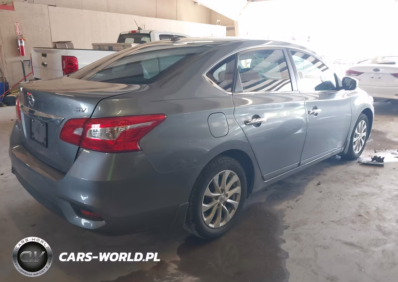 2018 Nissan Sentra Sv VIN:3N1AB7AP4JY260480 - 4
