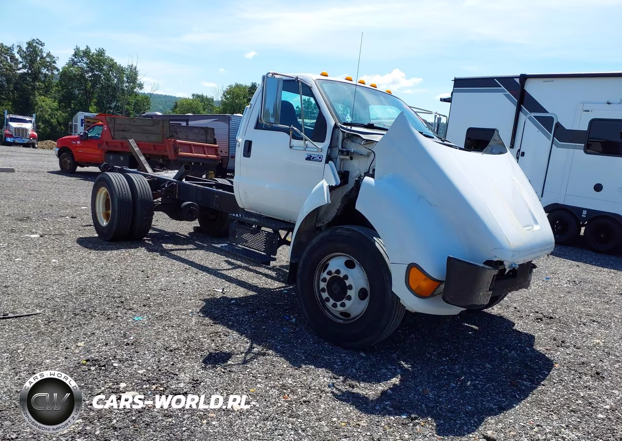 2013 Ford F-750 Xl-Xlt