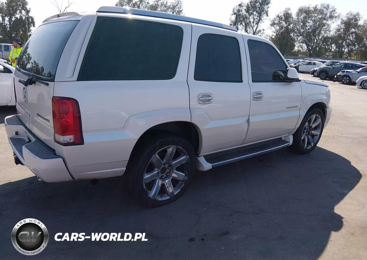 2003 Cadillac Escalade Standard VIN:1GYEC63T33R312460 - 4
