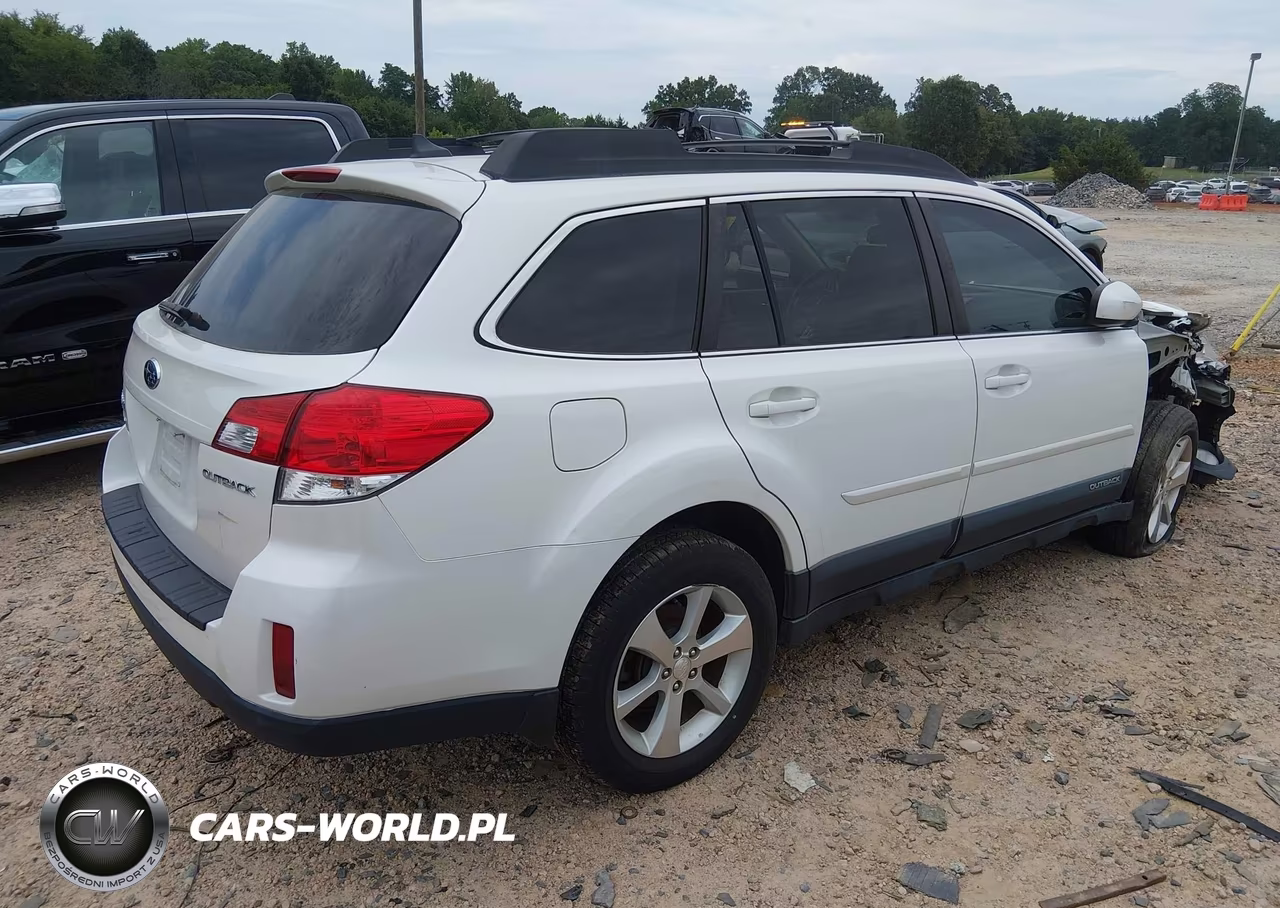 2013 Subaru Outback 2.5I Limited VIN:4S4BRCPC6D3264405 - 4