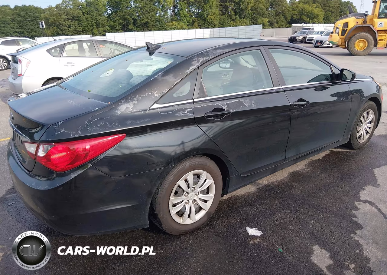 2011 Hyundai Sonata Gls VIN:5NPEB4AC3BH228208 - 4