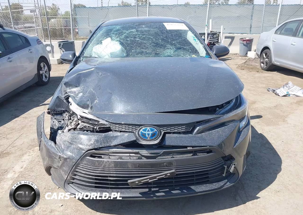 2025 Toyota Corolla Hybrid Le VIN:JTDBCMFE4S3090989 - 12