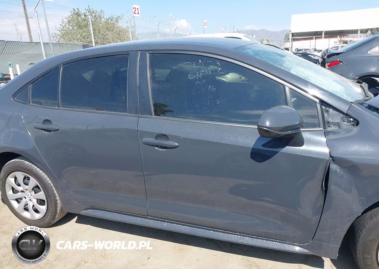 2025 Toyota Corolla Hybrid Le VIN:JTDBCMFE4S3090989 - 13