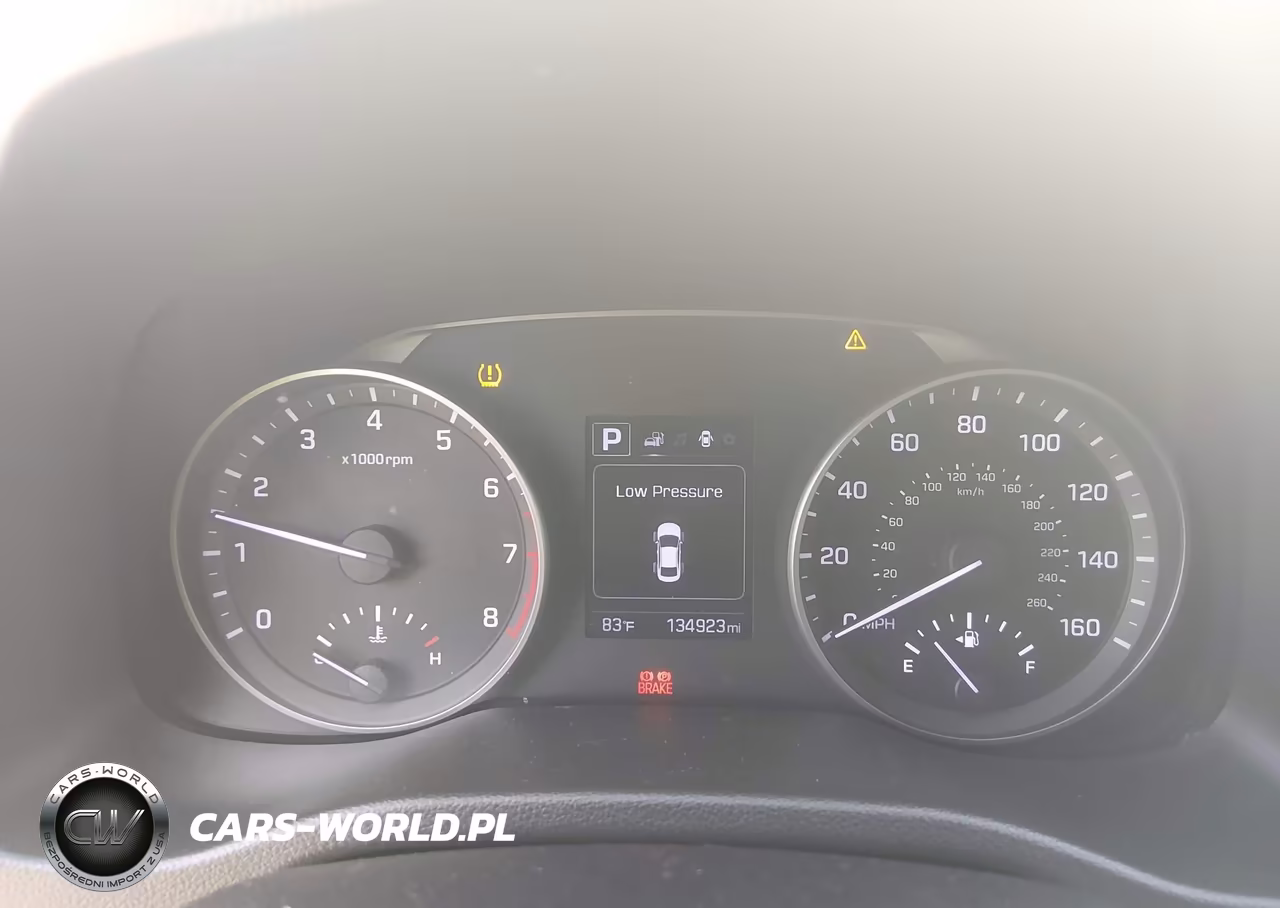 2018 Hyundai Elantra Sel VIN:5NPD84LF9JH281379 - 15