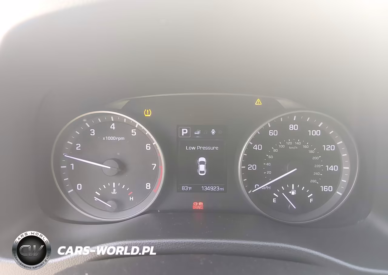2018 Hyundai Elantra Sel VIN:5NPD84LF9JH281379 - 7