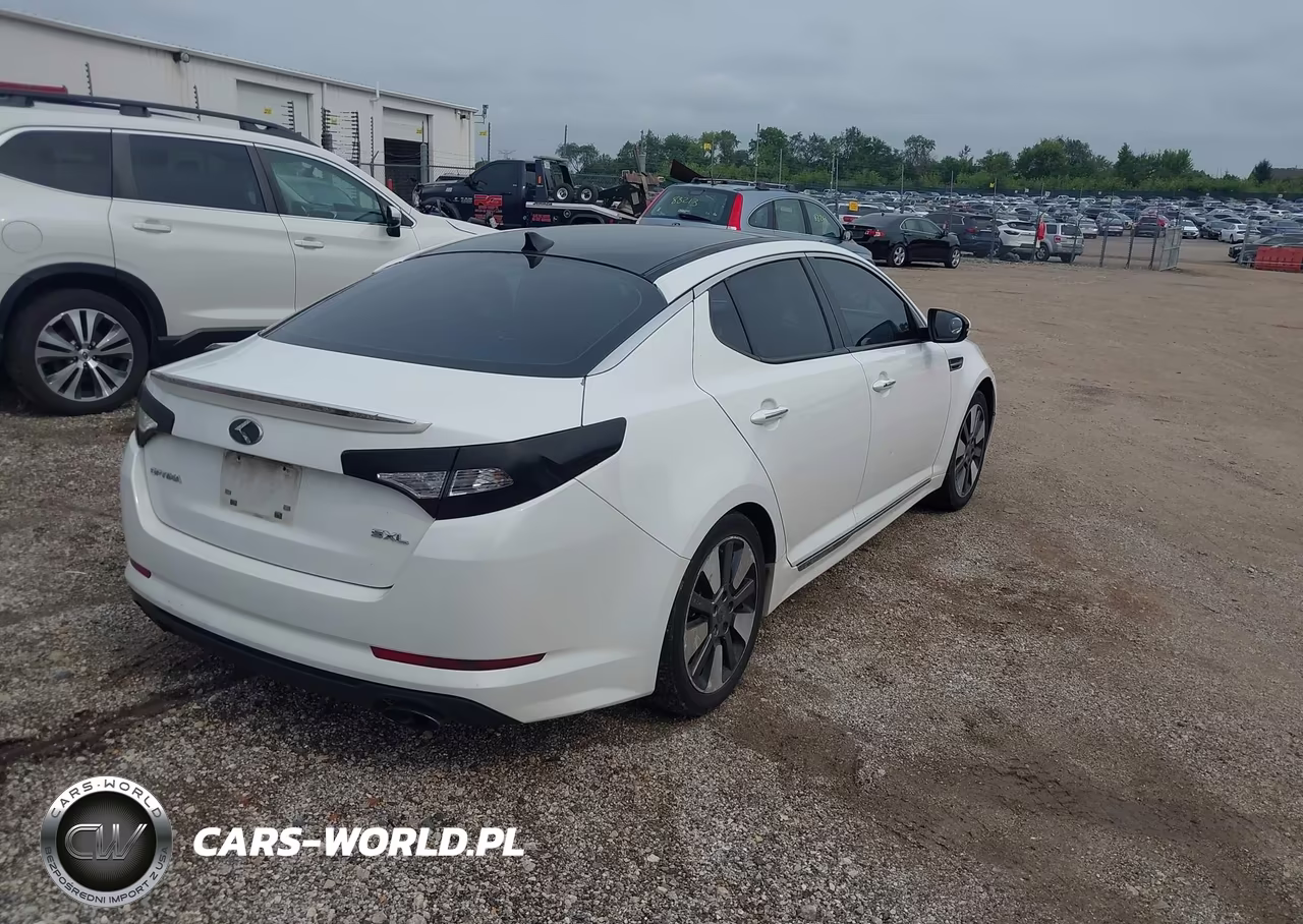 2013 Kia Optima Sx VIN:5XXGR4A60DG093492 - 4