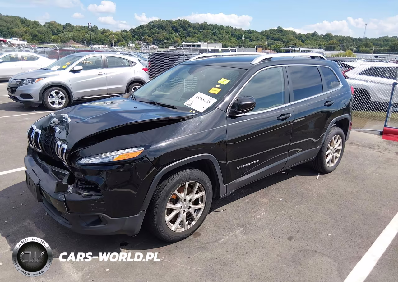 2017 Jeep Cherokee Latitude VIN:1C4PJLCB2HW541442 - 2