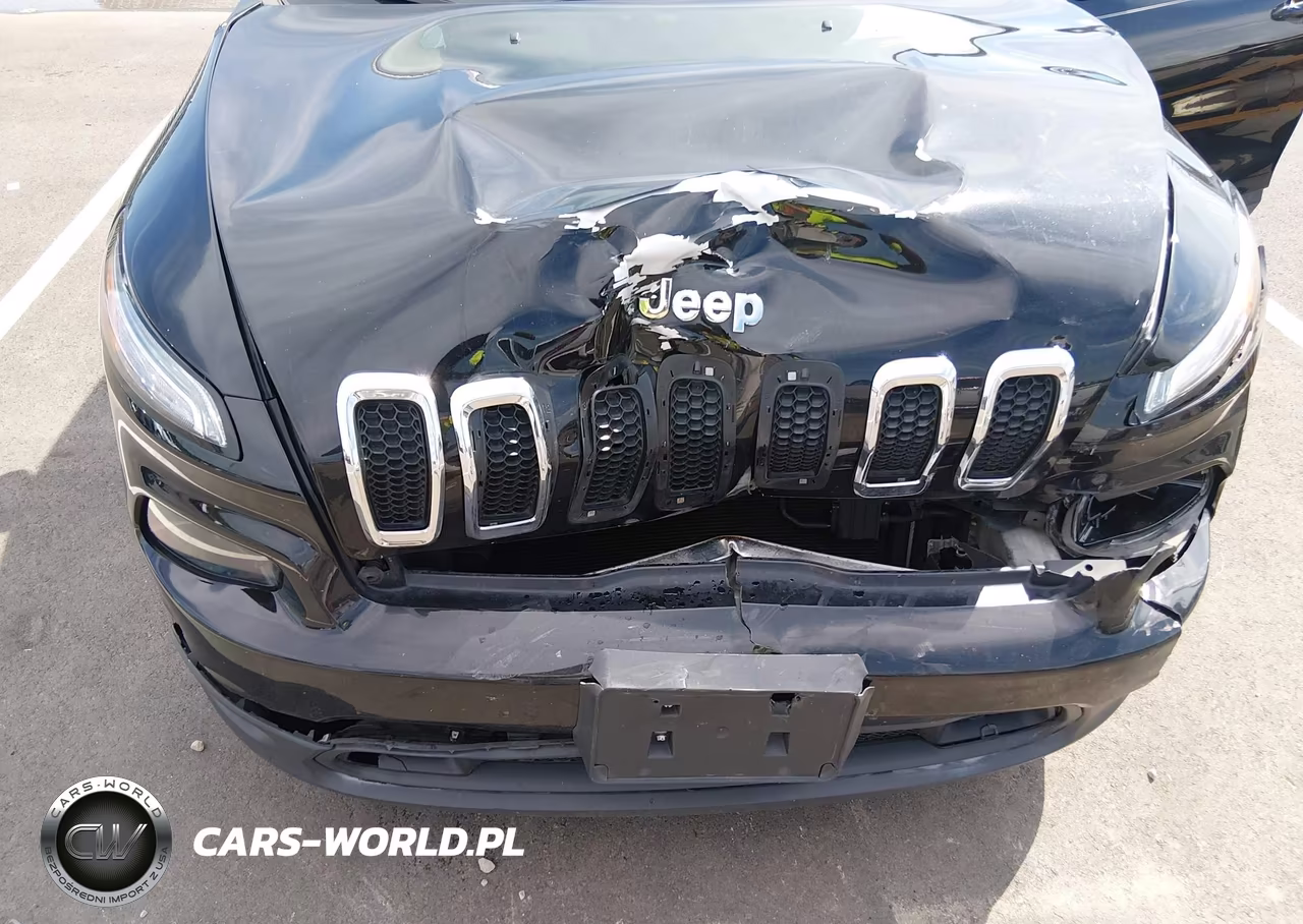 2017 Jeep Cherokee Latitude VIN:1C4PJLCB2HW541442 - 6