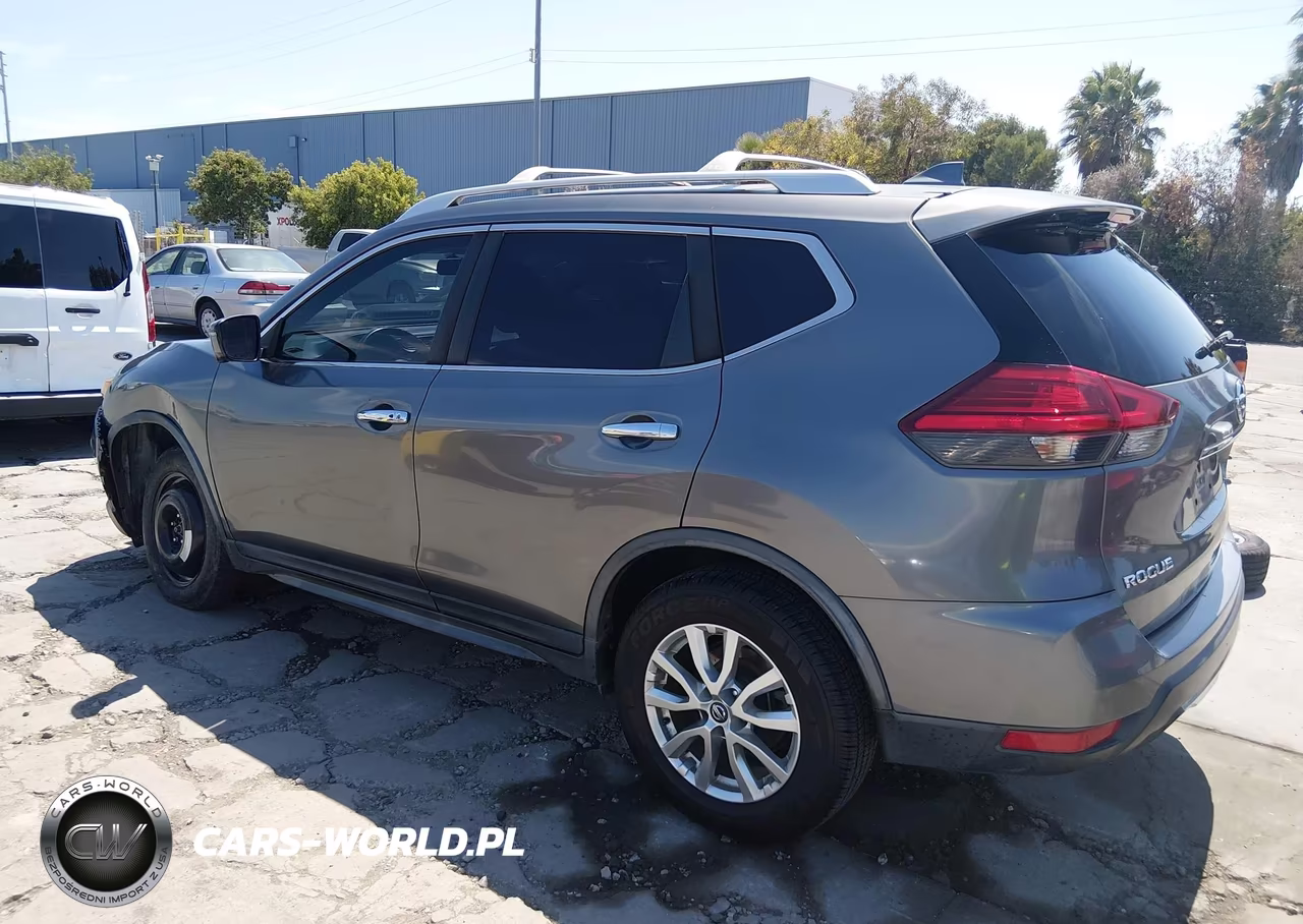 2017 Nissan Rogue Sv VIN:JN8AT2MV7HW026962 - 3