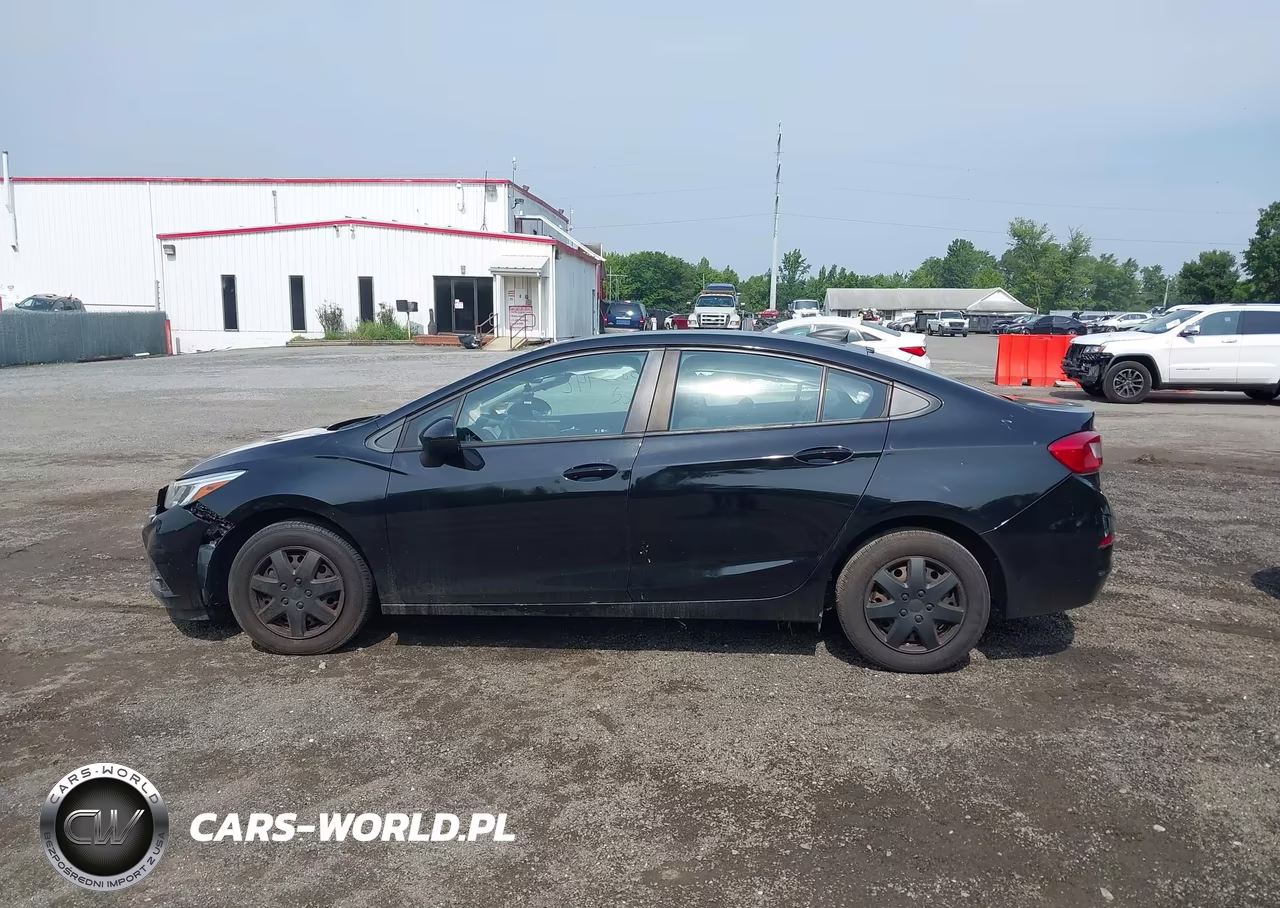 2018 Chevrolet Cruze Ls Auto VIN:1G1BC5SM6J7111036 - 14