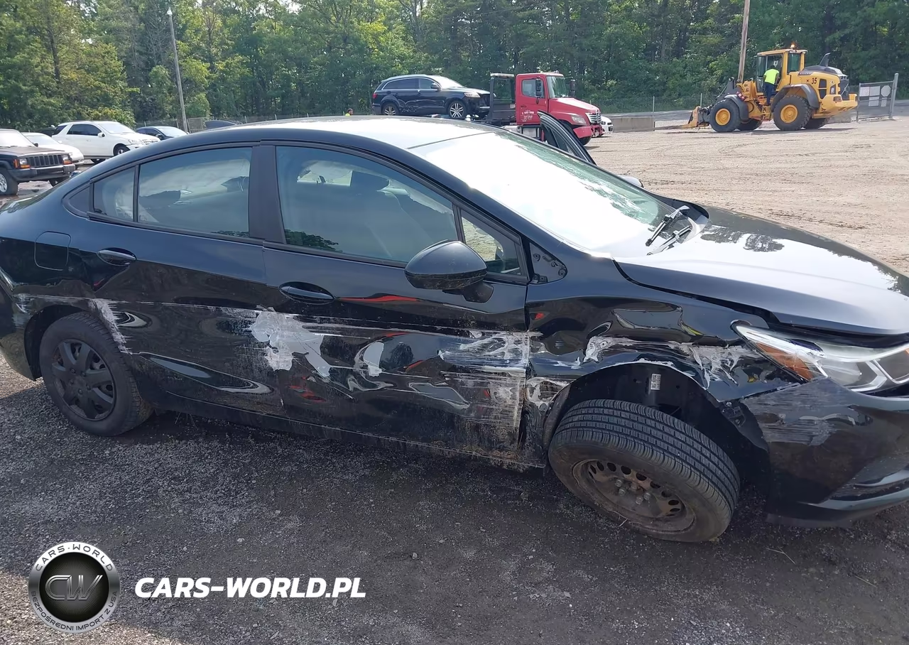 2018 Chevrolet Cruze Ls Auto VIN:1G1BC5SM6J7111036 - 6