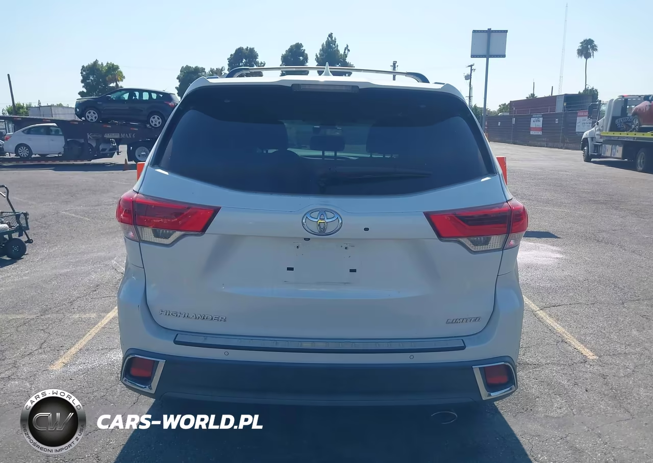 2018 Toyota Highlander Limited VIN:5TDYZRFH2JS258190 - 16