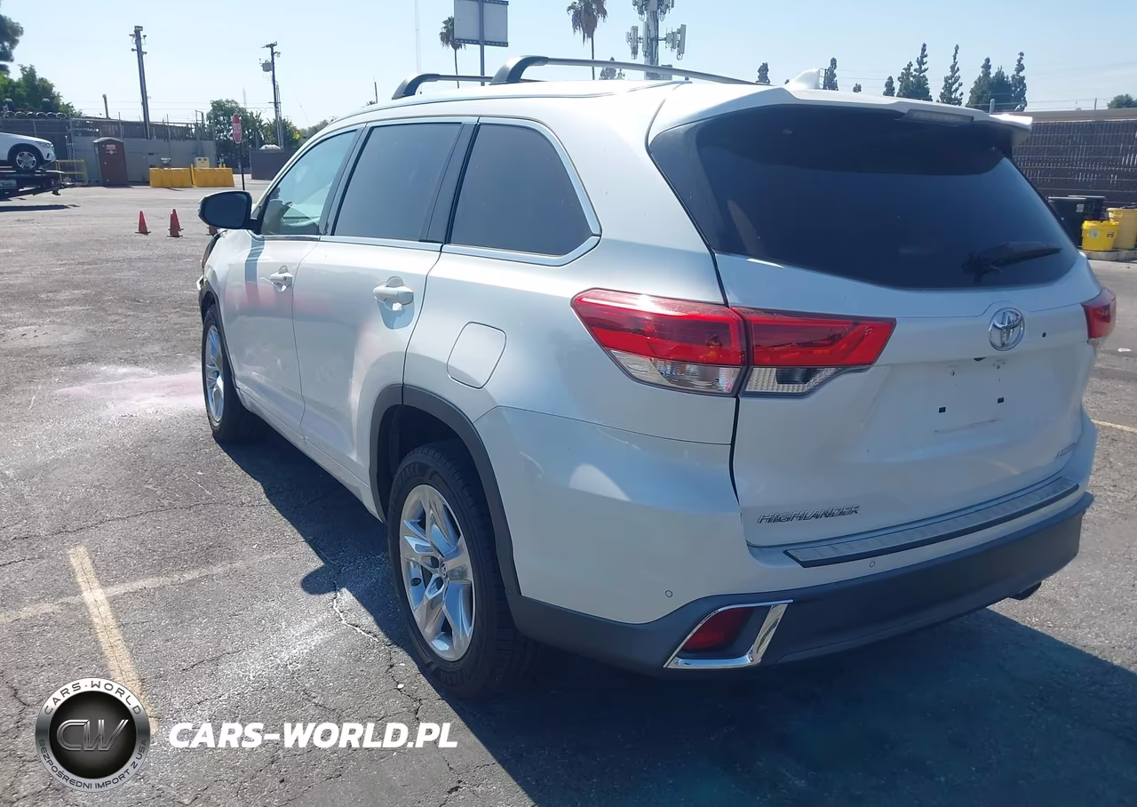 2018 Toyota Highlander Limited VIN:5TDYZRFH2JS258190 - 3