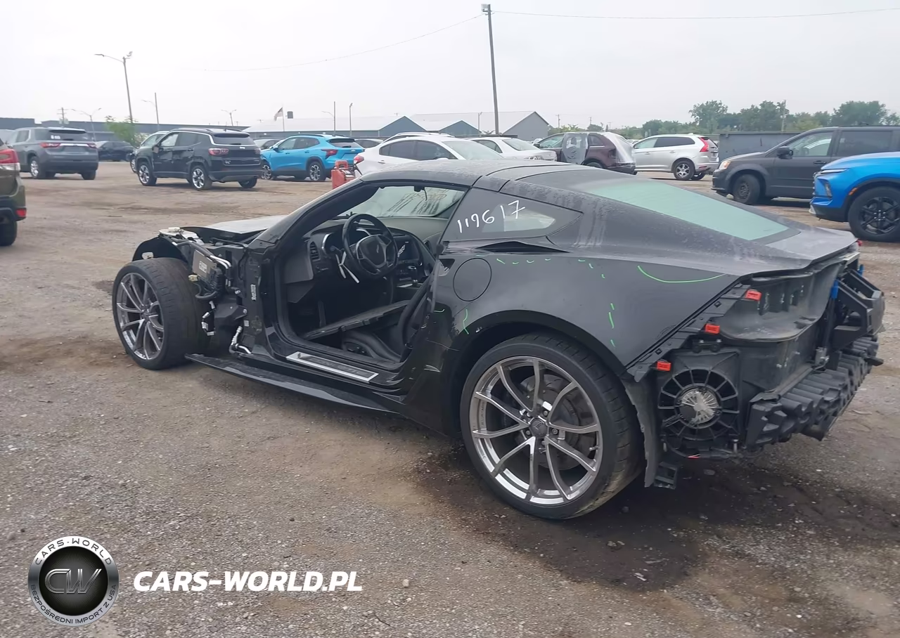 2017 Chevrolet Corvette Grand Sport VIN:1G1YY2D71H5119617 - 3