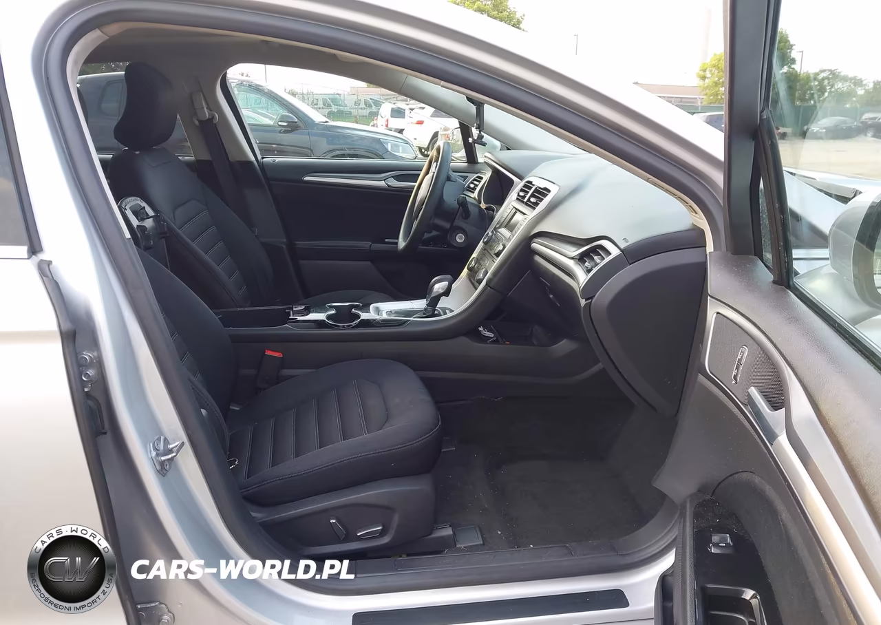 2015 Ford Fusion Se VIN:3FA6P0H78FR242427 - 5