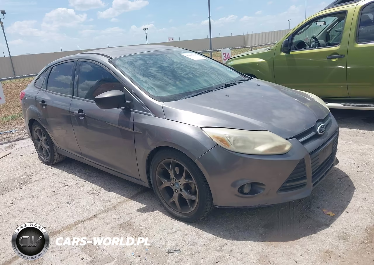2013 Ford Focus S – zdjęcie 1 z 11