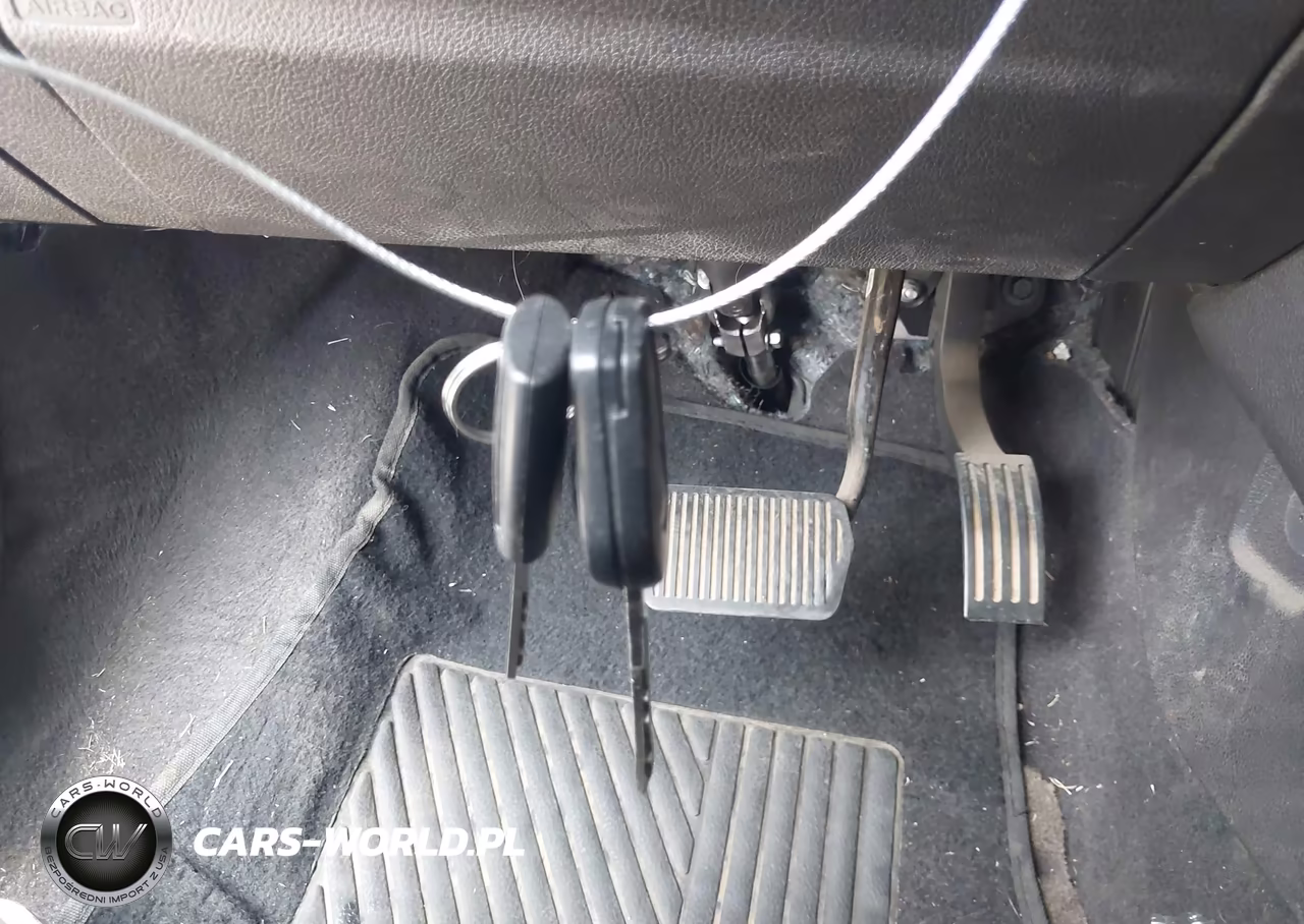 2013 Ford Focus S VIN:1FADP3E28DL372575 - 11