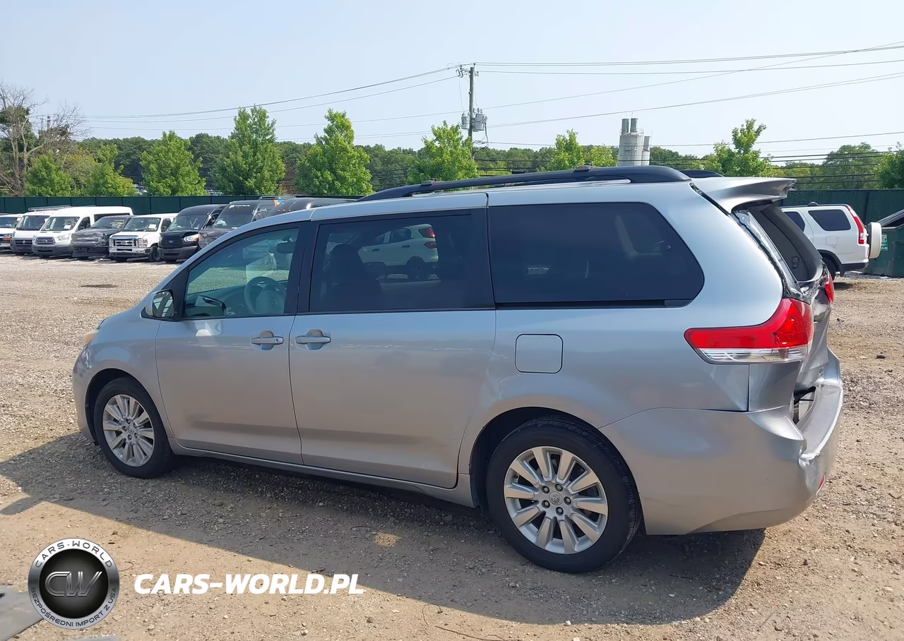 2014 Toyota Sienna Le 7 Passenger VIN:5TDJK3DC8ES088840 - 14