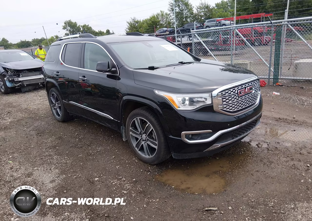 2018 GMC Acadia Denali – zdjęcie 1 z 17