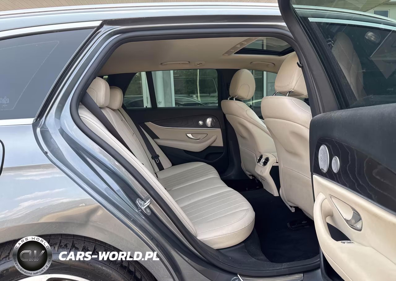 2017 Mercedes-Benz E 400 4Matic VIN:WDDZH6GB9HA239374 - 8