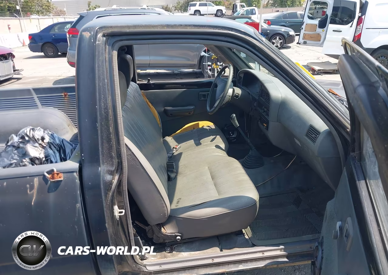 1990 Toyota Pickup 1-2 Ton Short Wheelbase VIN:JT4RN81A0L0052568 - 5