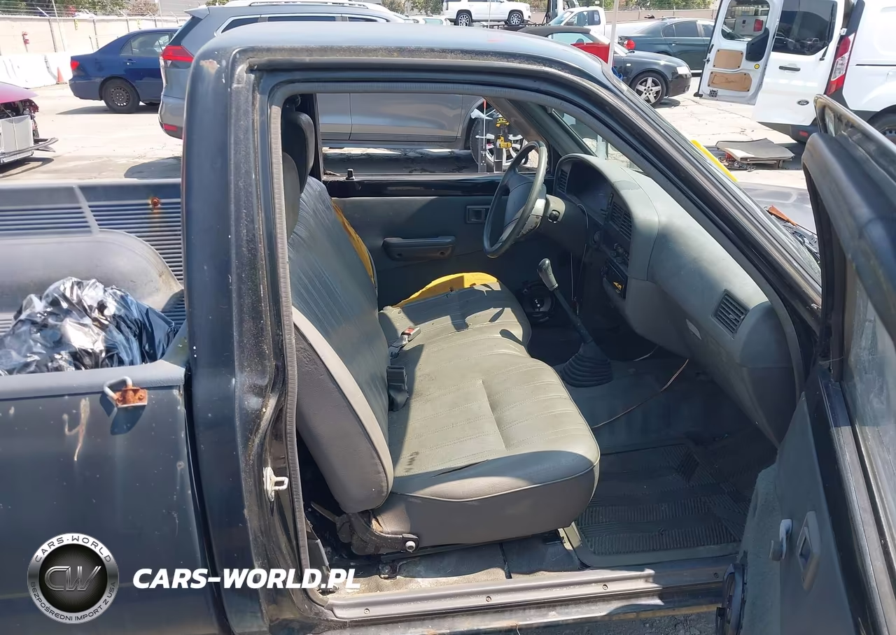 1990 Toyota Pickup 1-2 Ton Short Wheelbase VIN:JT4RN81A0L0052568 - 8
