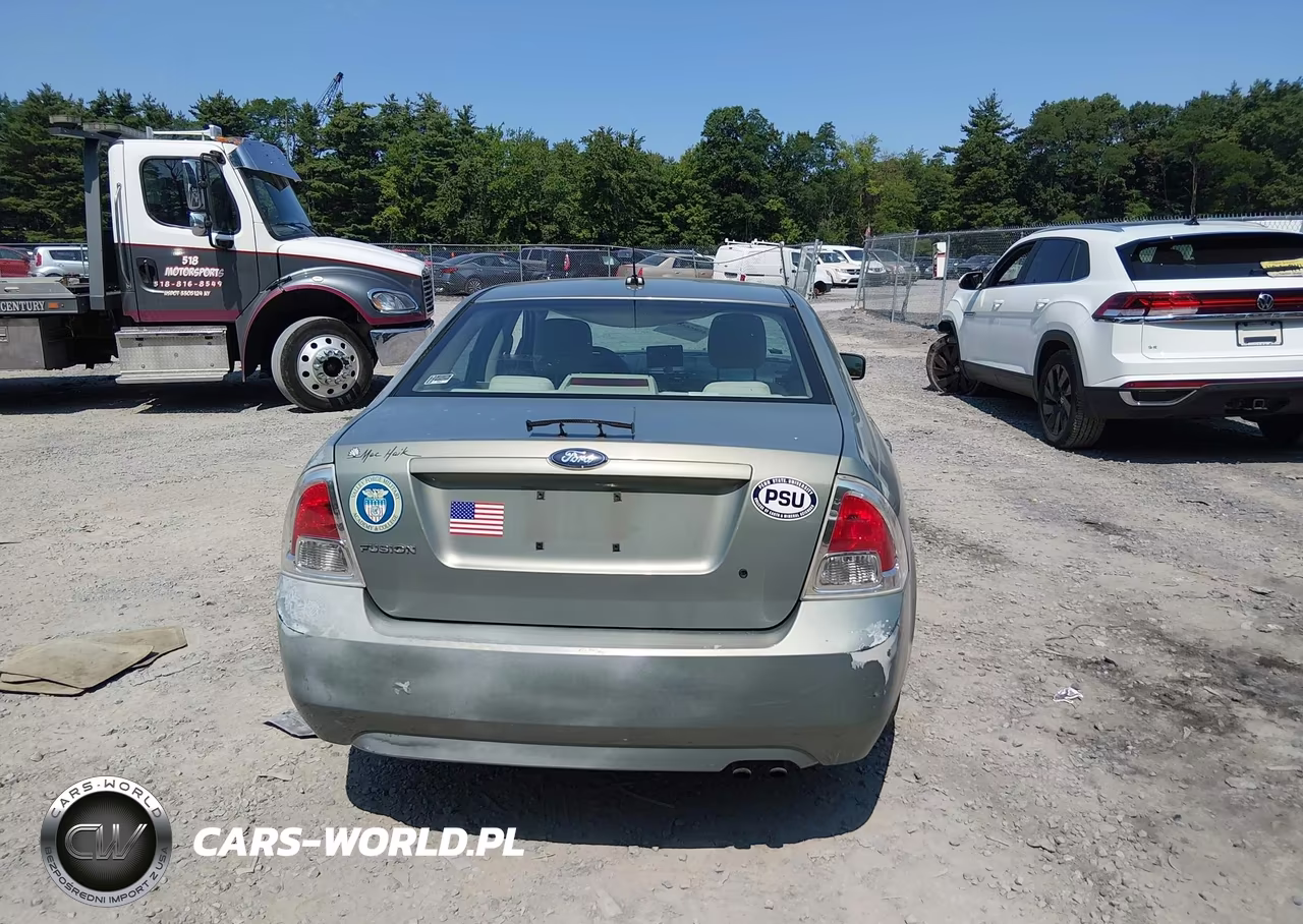 2009 Ford Fusion S VIN:3FAHP06Z79R129926 - 15
