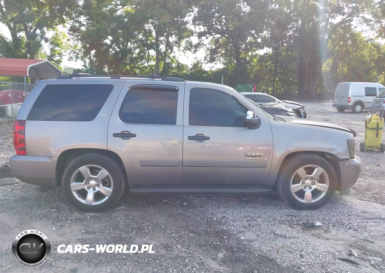 2008 Chevrolet Tahoe Ltz VIN:1GNFC13J08R177187 - 13