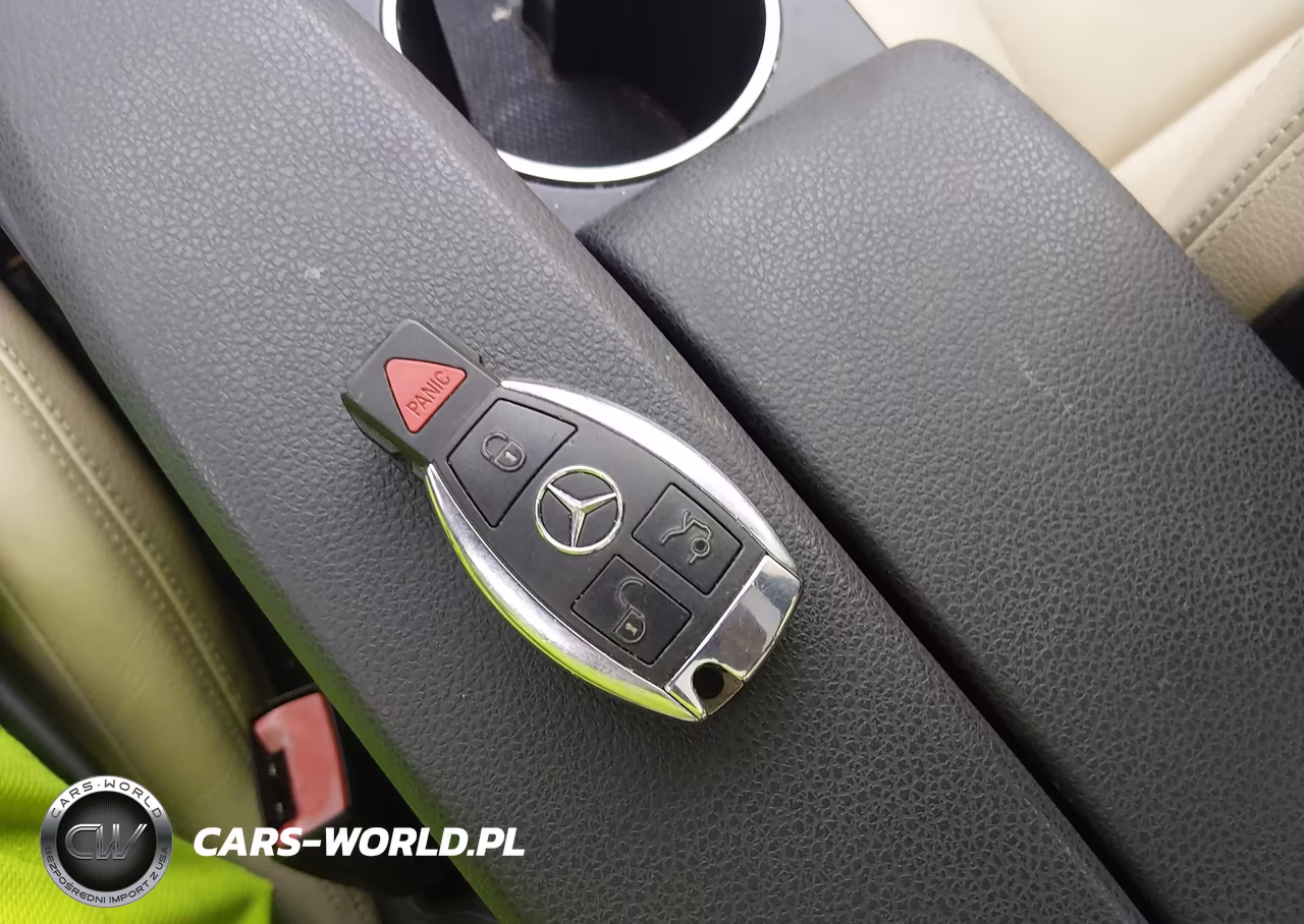 2012 Mercedes-Benz C 350 Sport 4Matic VIN:WDDGJ8JB1CF894883 - 11
