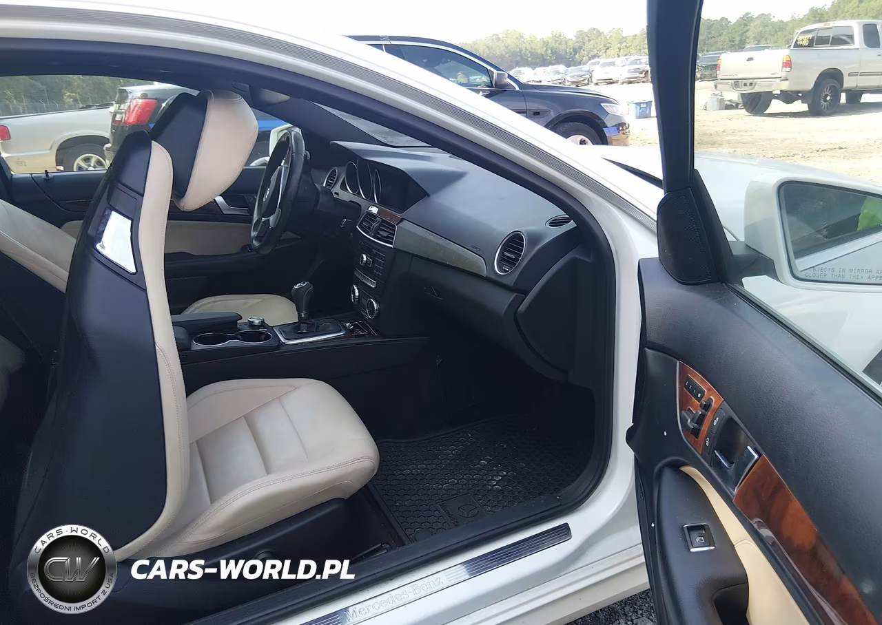 2012 Mercedes-Benz C 350 Sport 4Matic VIN:WDDGJ8JB1CF894883 - 5