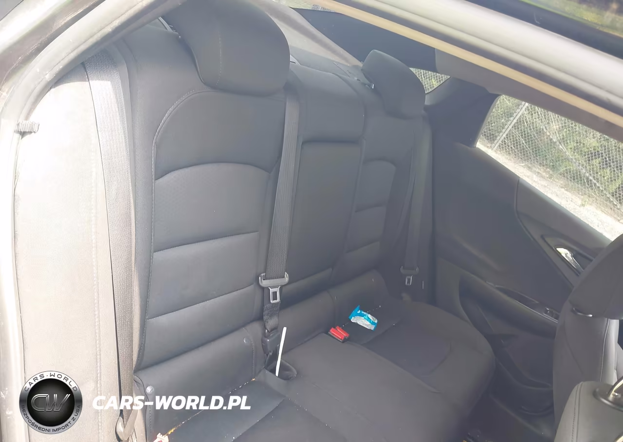 2018 Chevrolet Malibu Lt VIN:1G1ZD5ST4JF218787 - 8