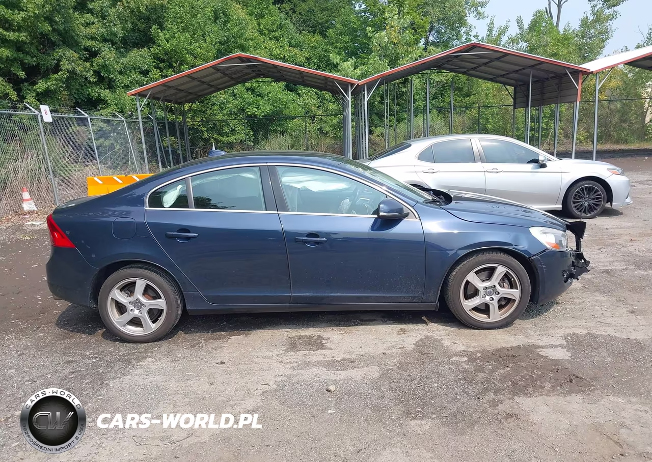2013 Volvo S60 T5-T5 Platinum-T5 Premier-T5 Premier Plus VIN:YV1612FS5D2170192 - 13