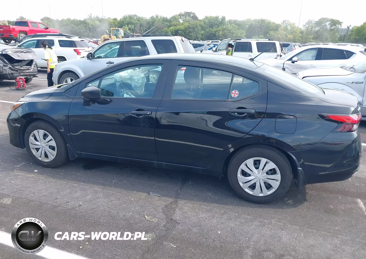 2025 Nissan Versa 1.6 S VIN:3N1CN8DV9SL886900 - 14