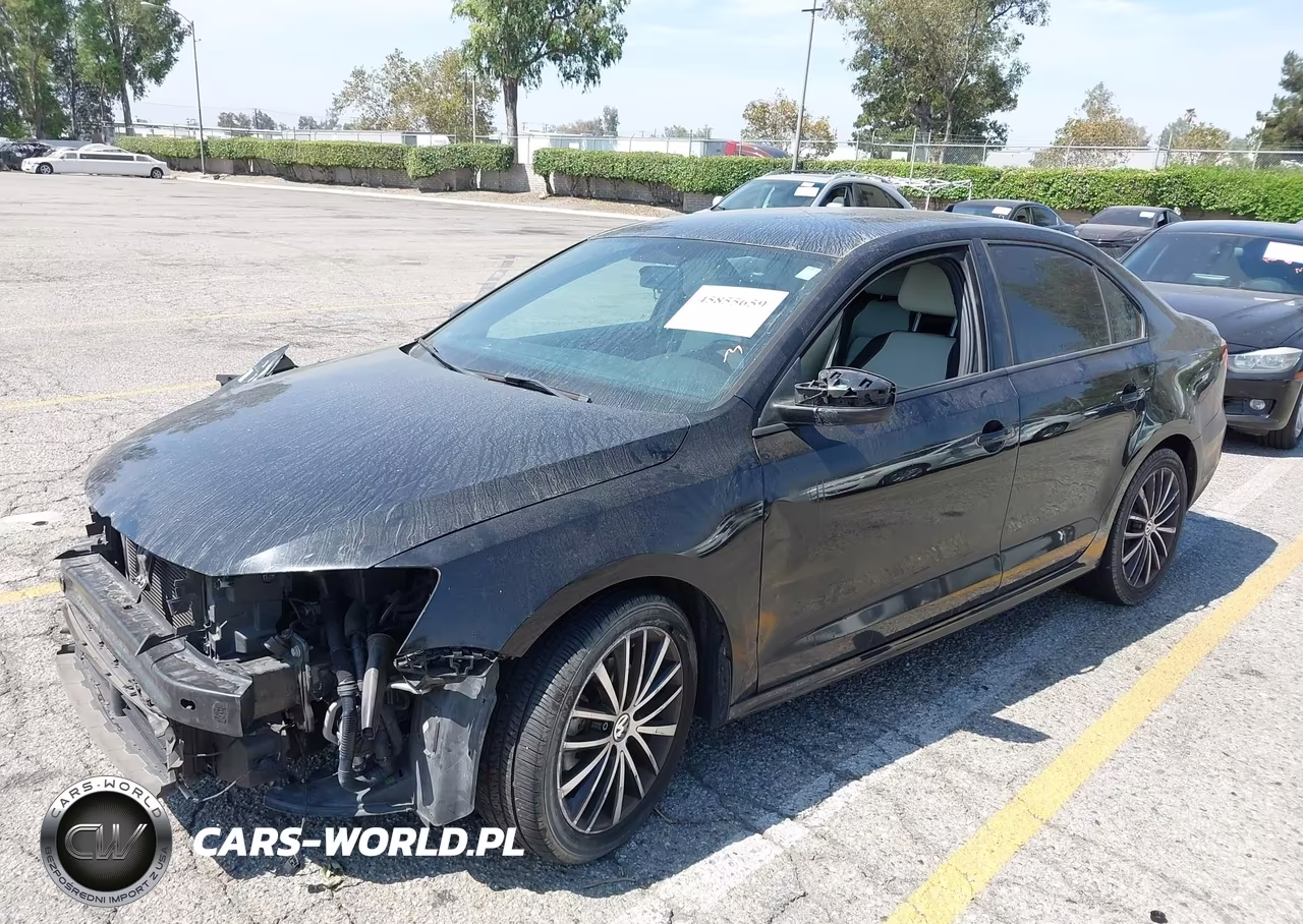 2015 Volkswagen Jetta 1.8T Sport VIN:3VWD17AJ7FM405662 - 2