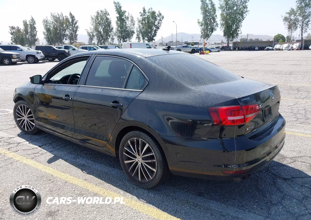 2015 Volkswagen Jetta 1.8T Sport VIN:3VWD17AJ7FM405662 - 3