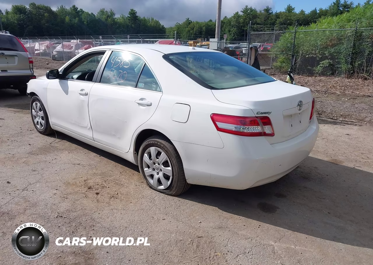 2010 Toyota Camry Le VIN:4T1BF3EK5AU539206 - 3