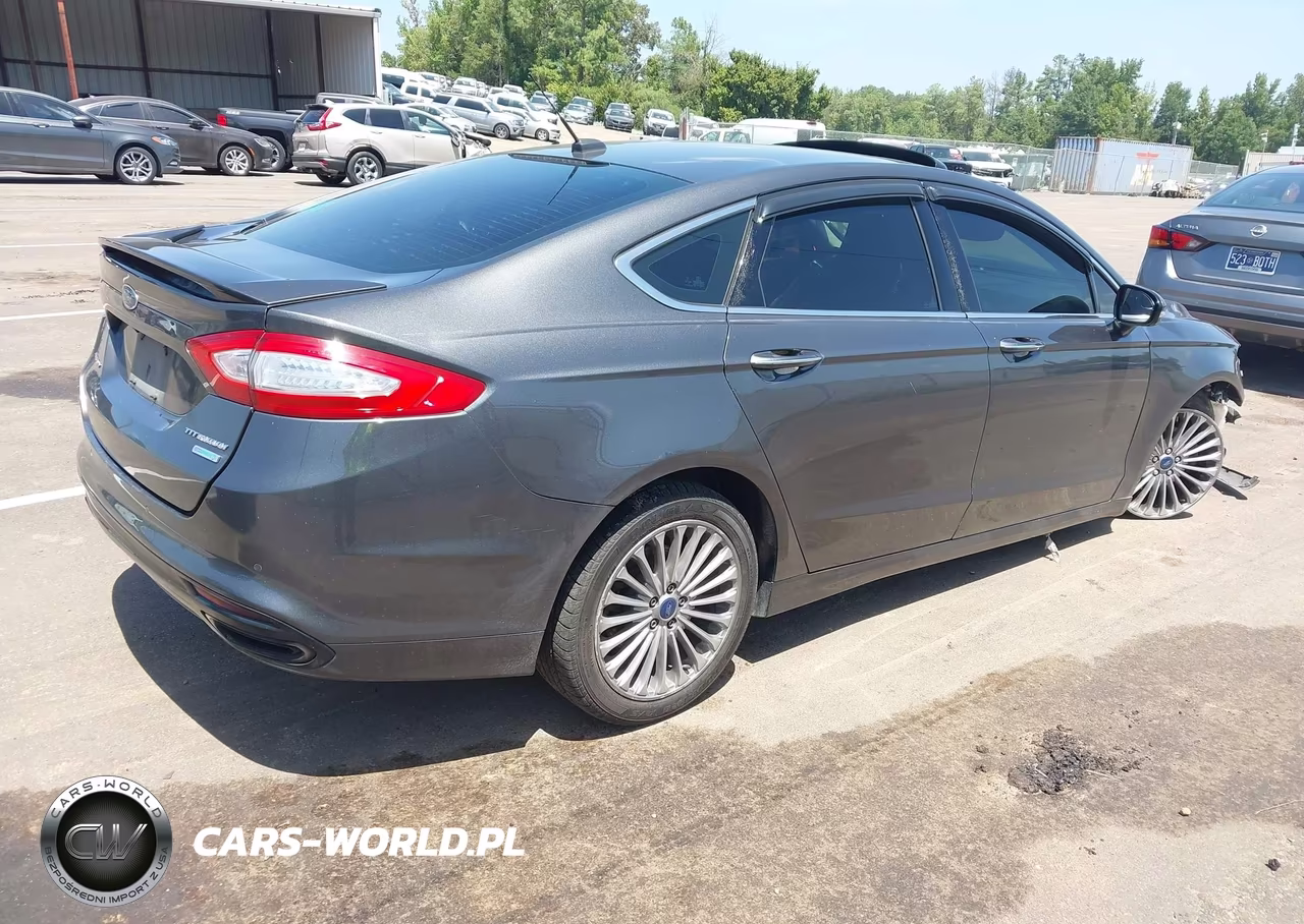2015 Ford Fusion Titanium VIN:3FA6P0K90FR265386 - 4