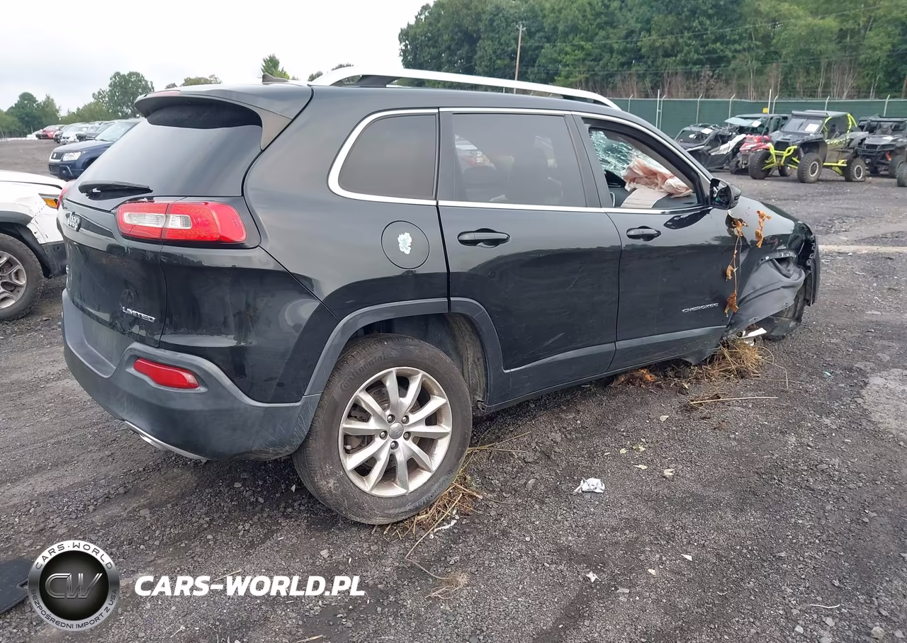 2015 Jeep Cherokee Limited VIN:1C4PJMDS5FW719538 - 4