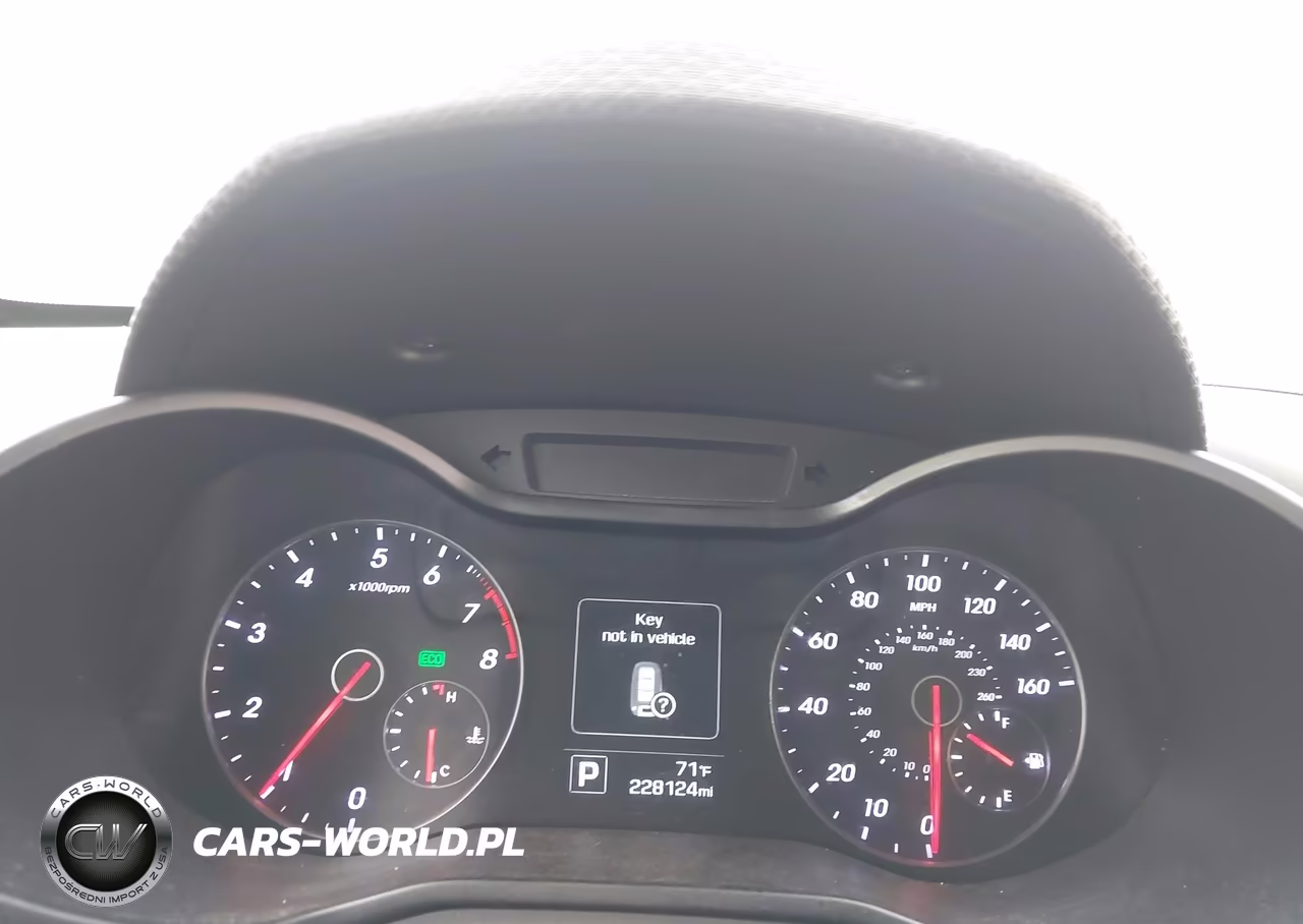 2016 Hyundai Veloster Turbo VIN:KMHTC6AE5GU283835 - 7
