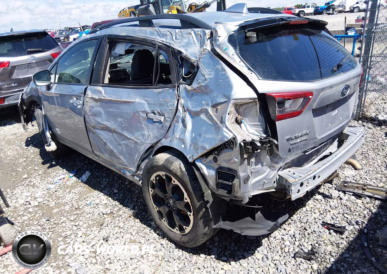2021 Subaru Crosstrek Premium VIN:JF2GTAPC8M8258111 - 3