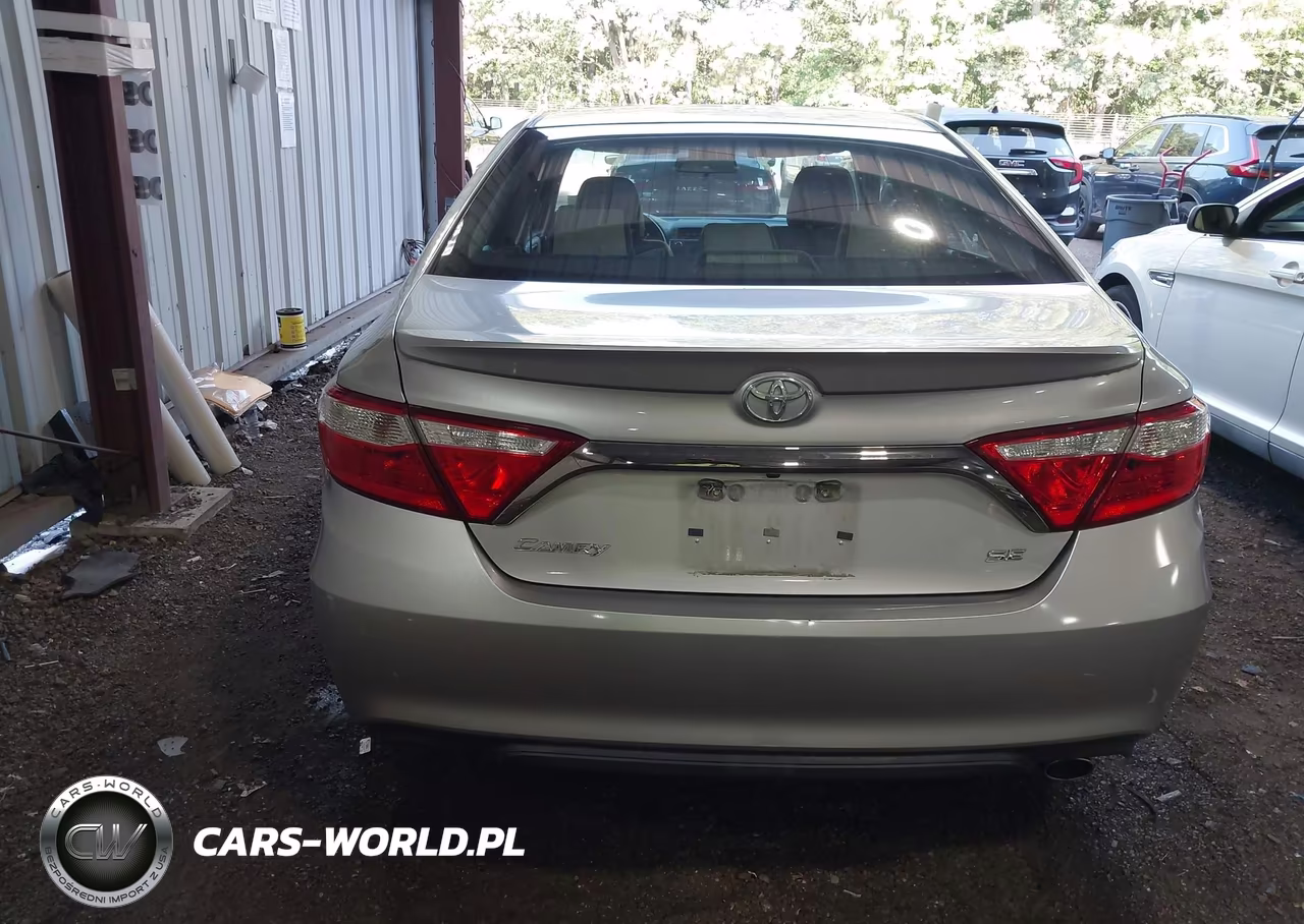 2016 Toyota Camry Se VIN:4T1BF1FK8GU116616 - 16