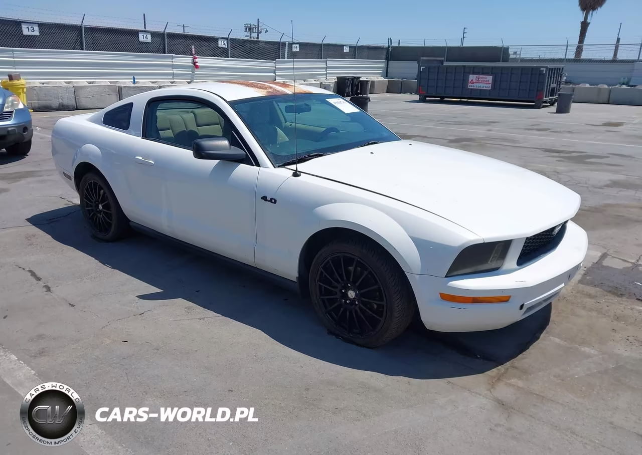 2006 Ford Mustang V6