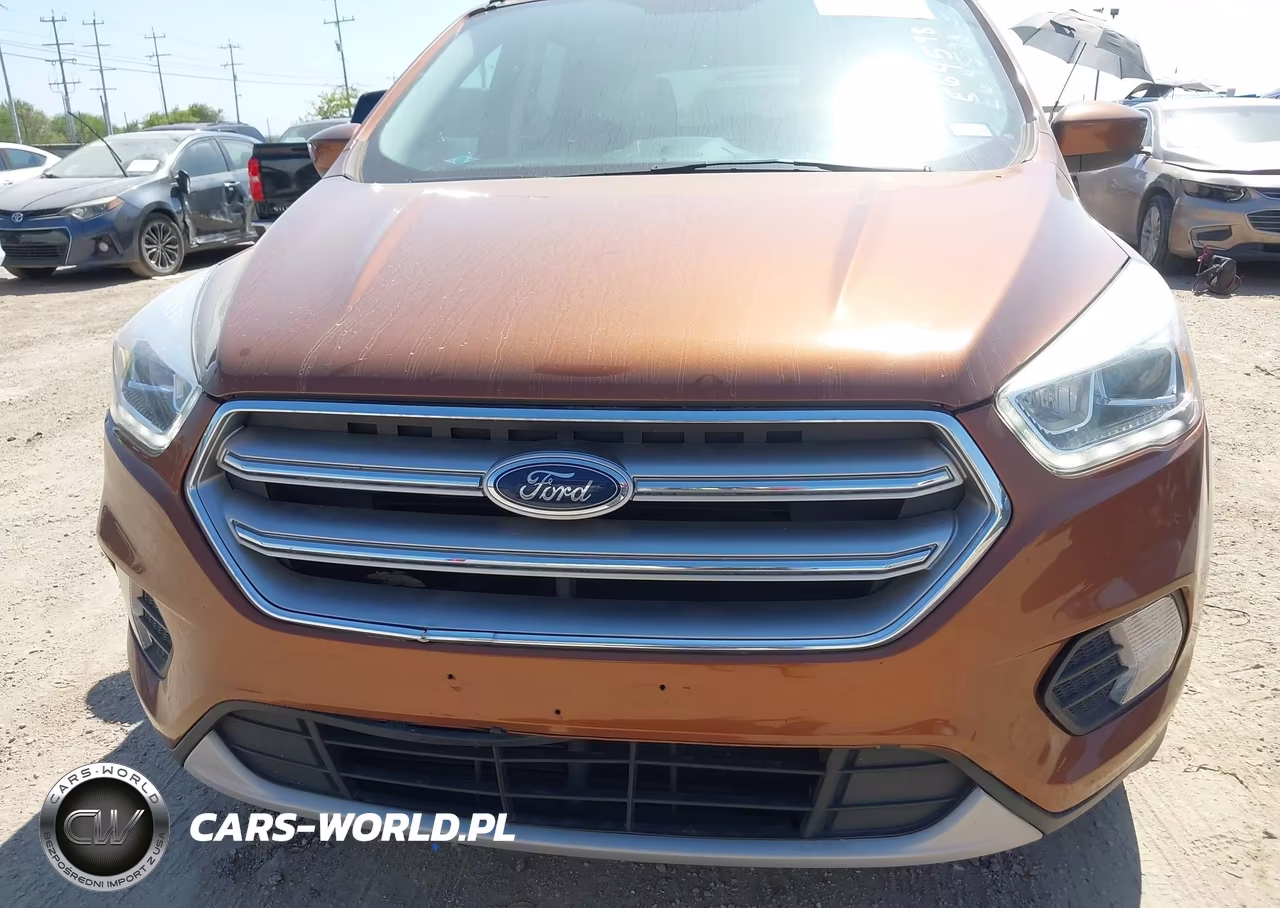 2017 Ford Escape Se VIN:1FMCU0GDXHUE64598 - 6