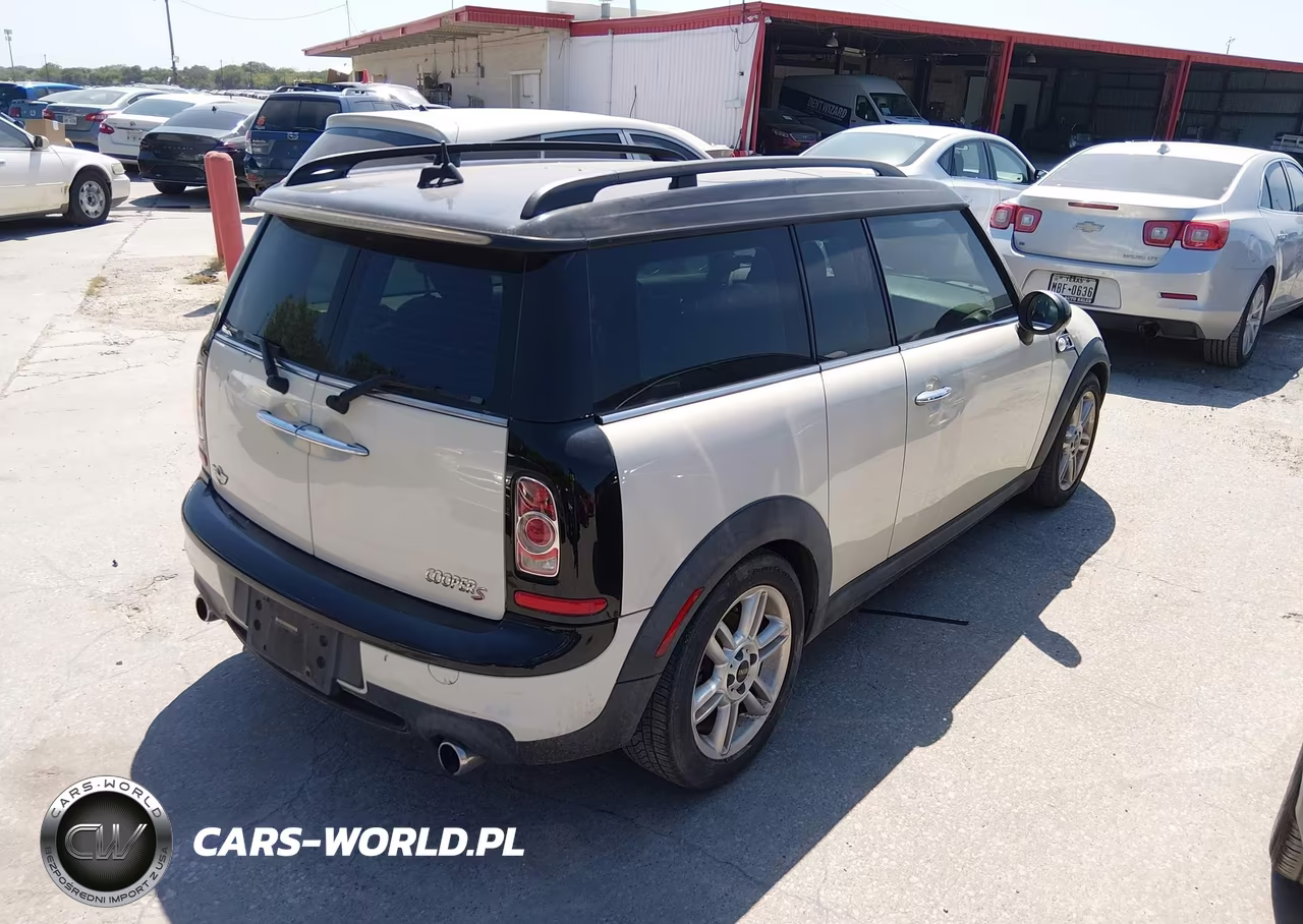 2011 Mini Cooper S Clubman VIN:WMWZG3C5XBTY35341 - 4