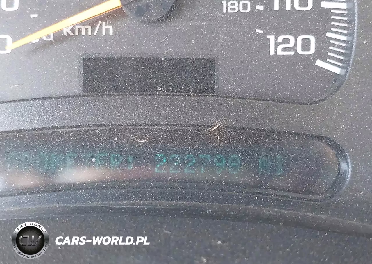 2005 Chevrolet Tahoe Ls VIN:1GNEC13V15R157816 - 7