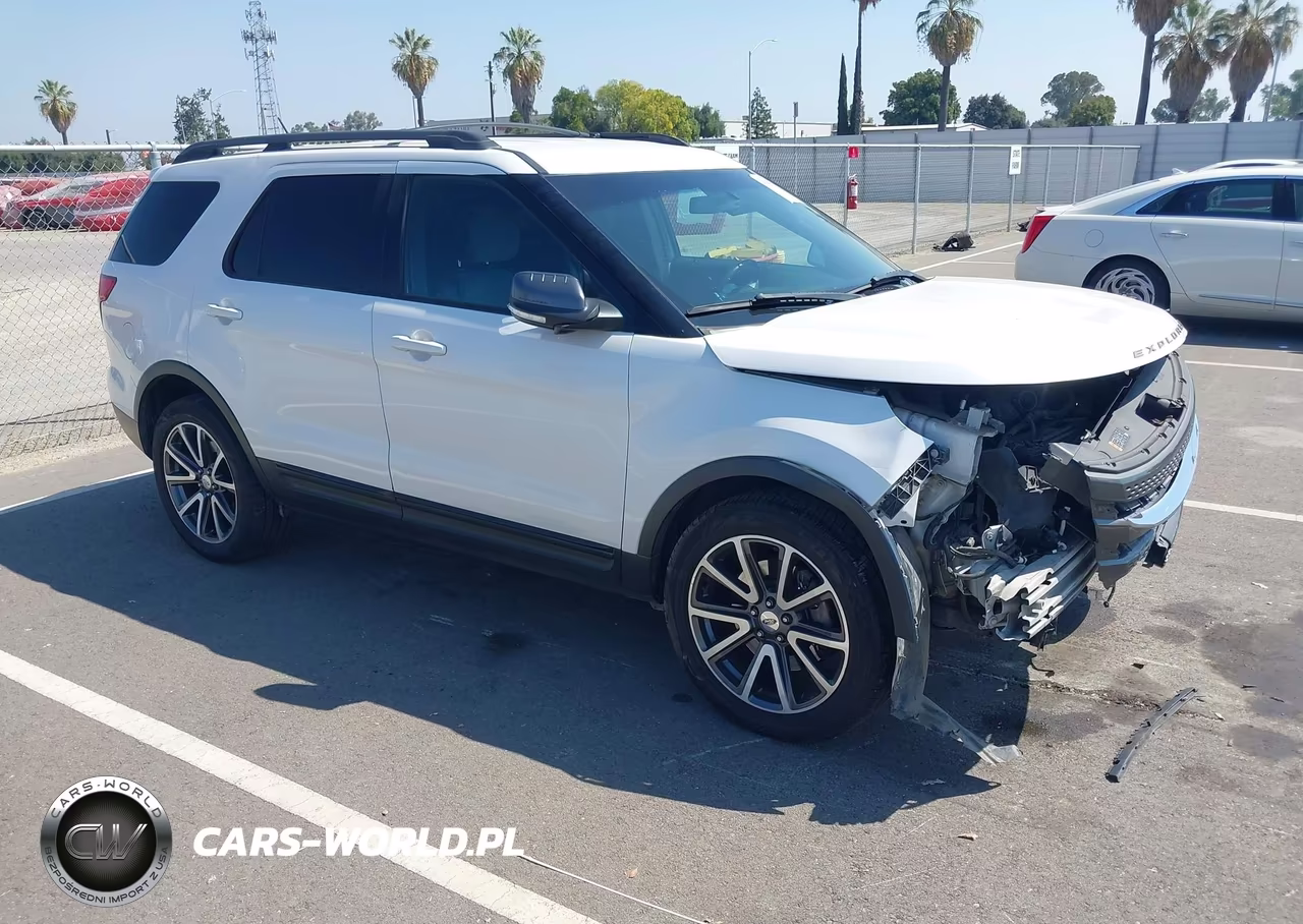 2015 Ford Explorer Xlt – zdjęcie 1 z 17