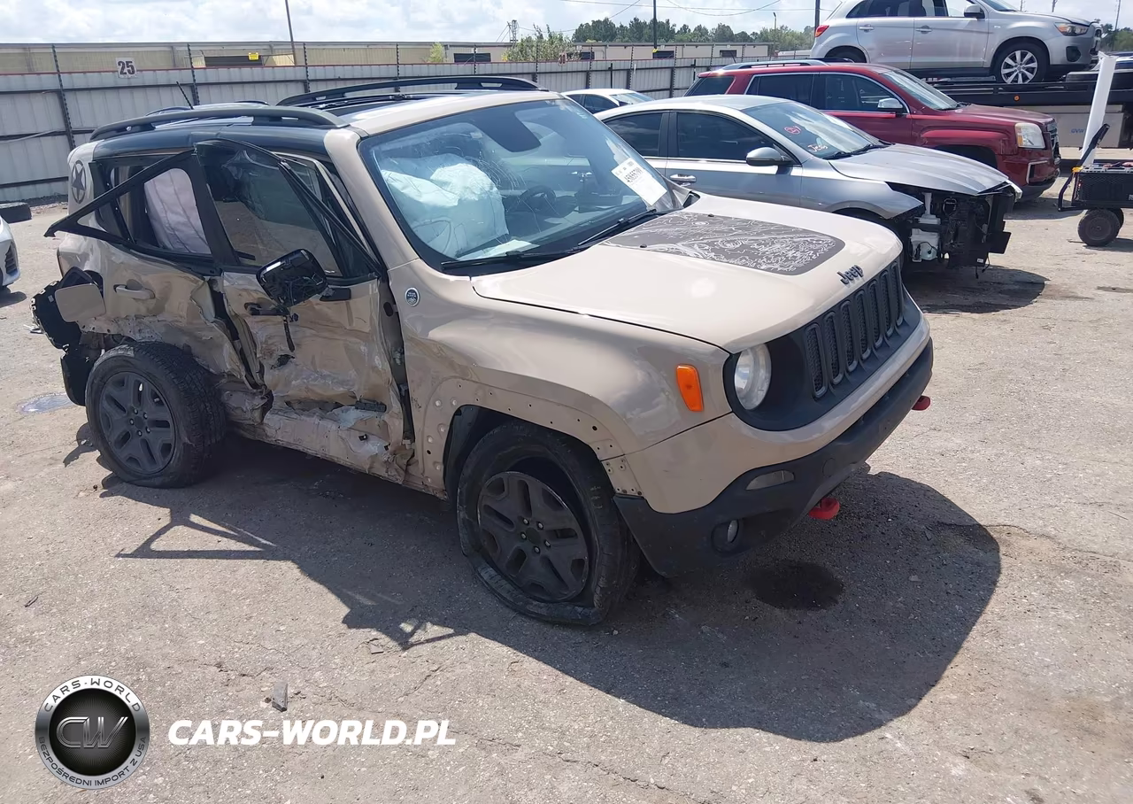 2017 Jeep Renegade Deserthawk