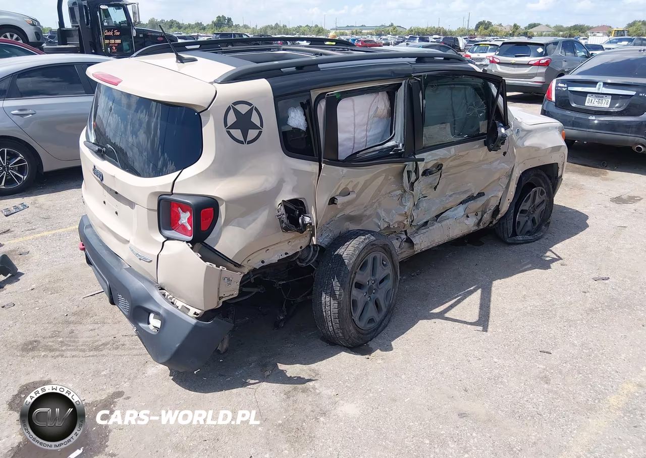 2017 Jeep Renegade Deserthawk VIN:ZACCJBCB6HPF79309 - 4